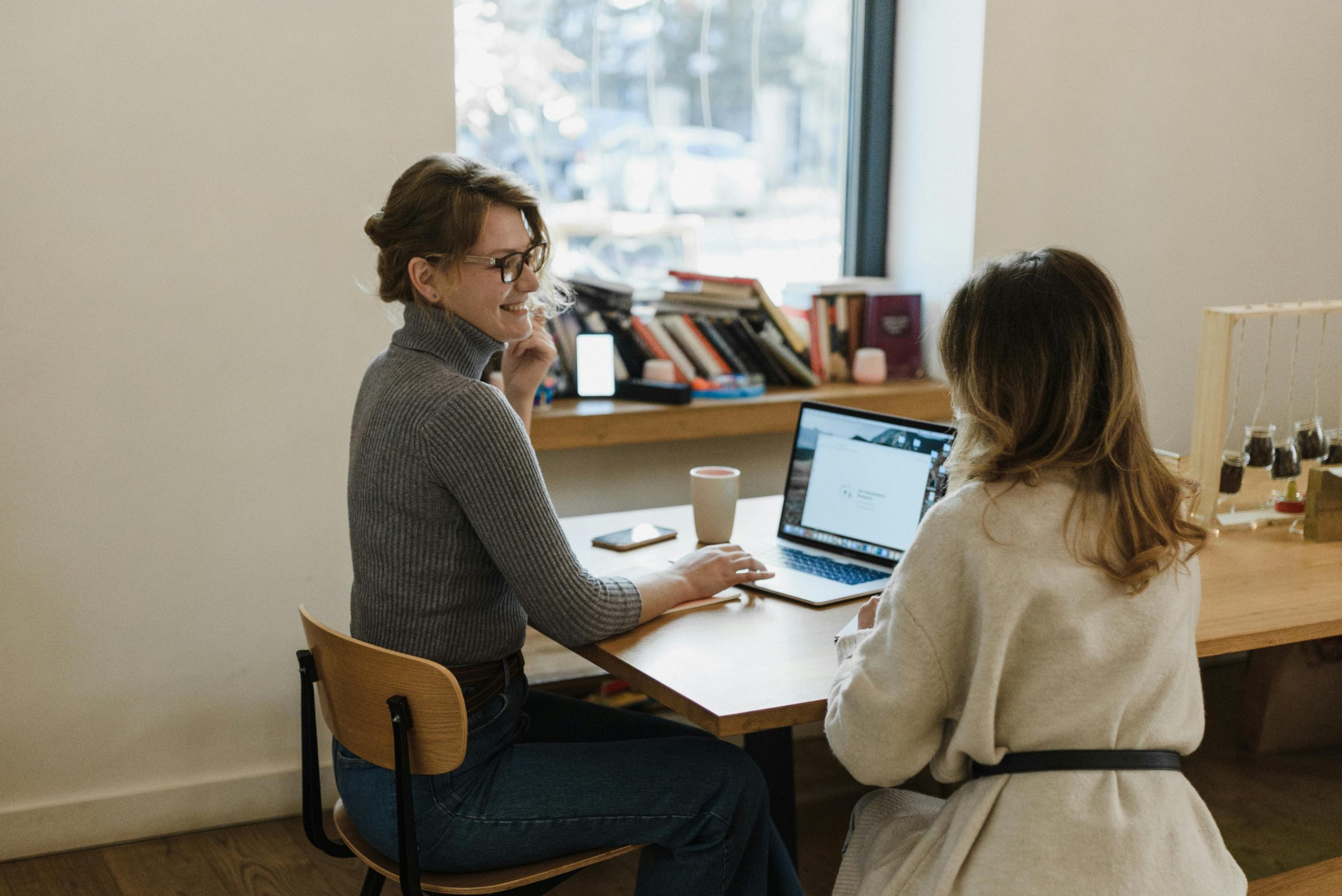 How to Talk to Your Child's Teacher About ABA Therapy: A Parent's Guide