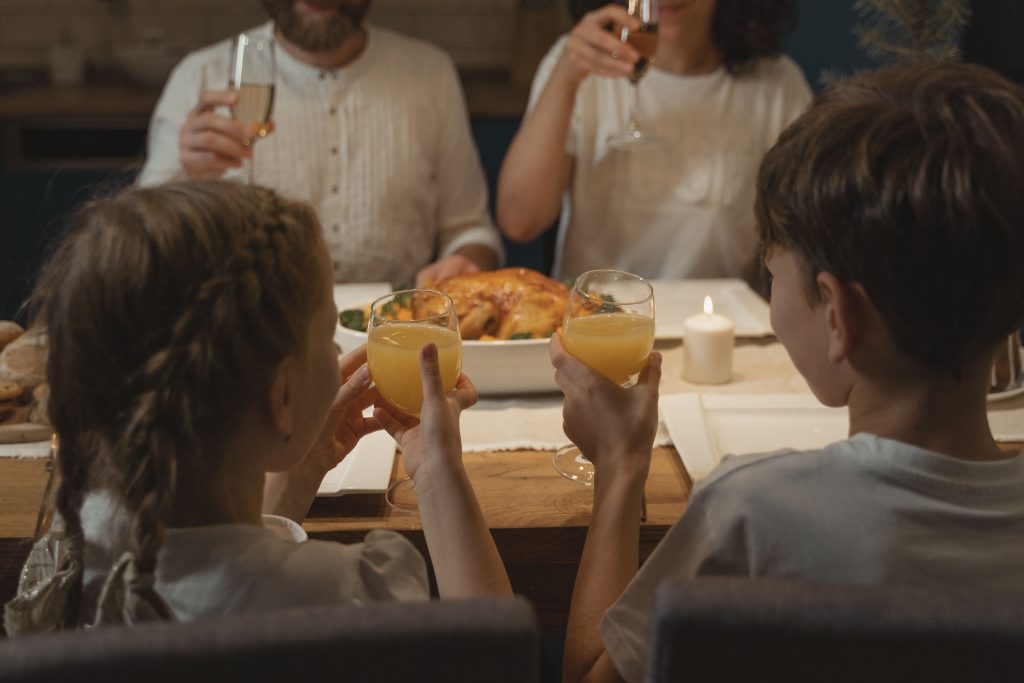 Preparing Neurodivergent Kids for the Holidays: A Family Guide